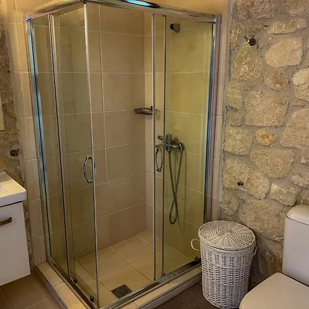 Manuela's Stone Heaven Retreat Villa