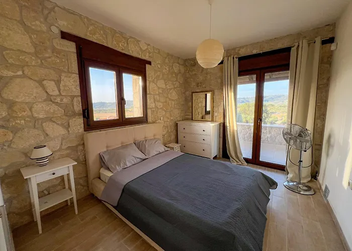 Manuela's Stone Heaven Retreat 빌라 Kalandra